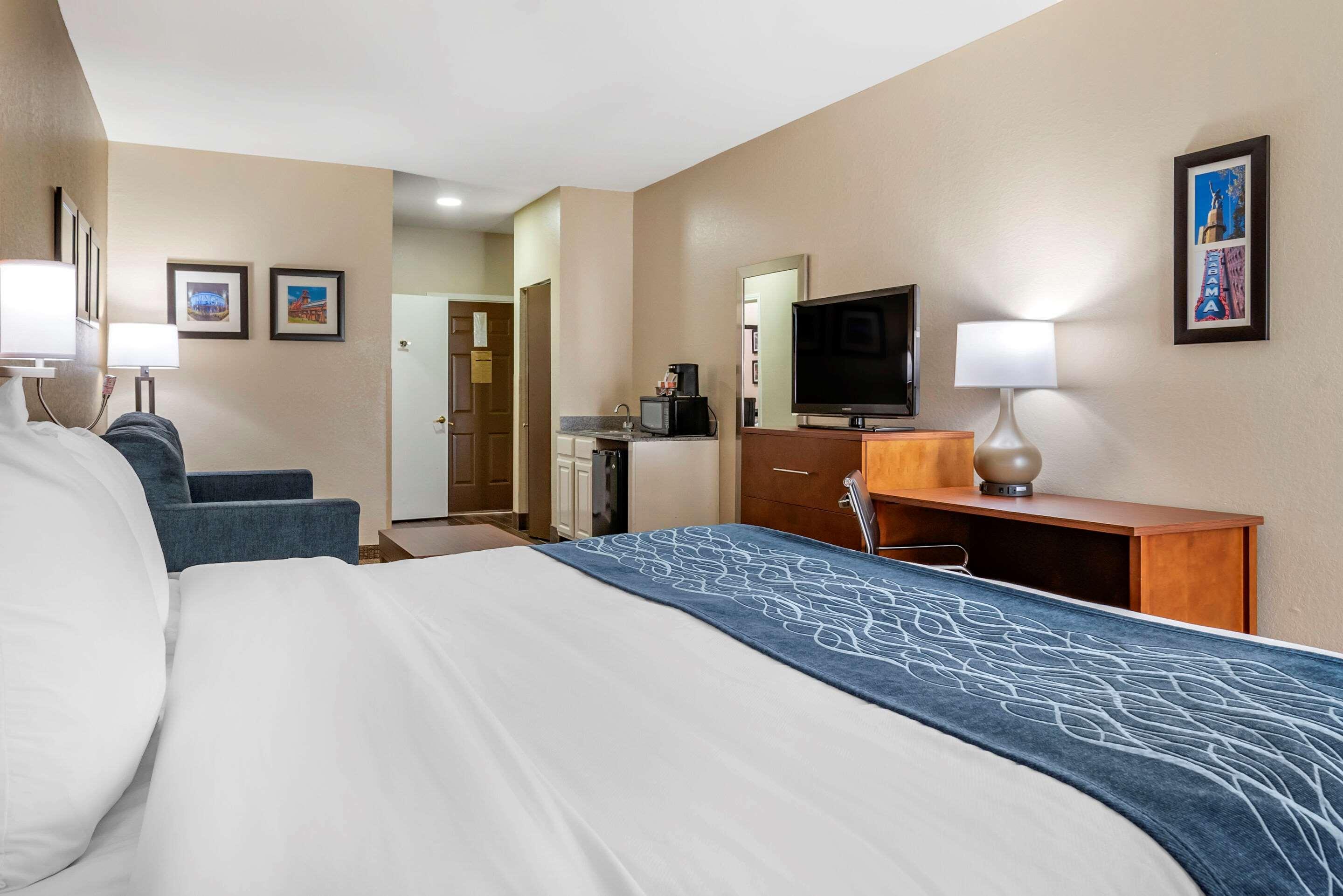 Comfort Inn Birmingham - Irondale Екстер'єр фото