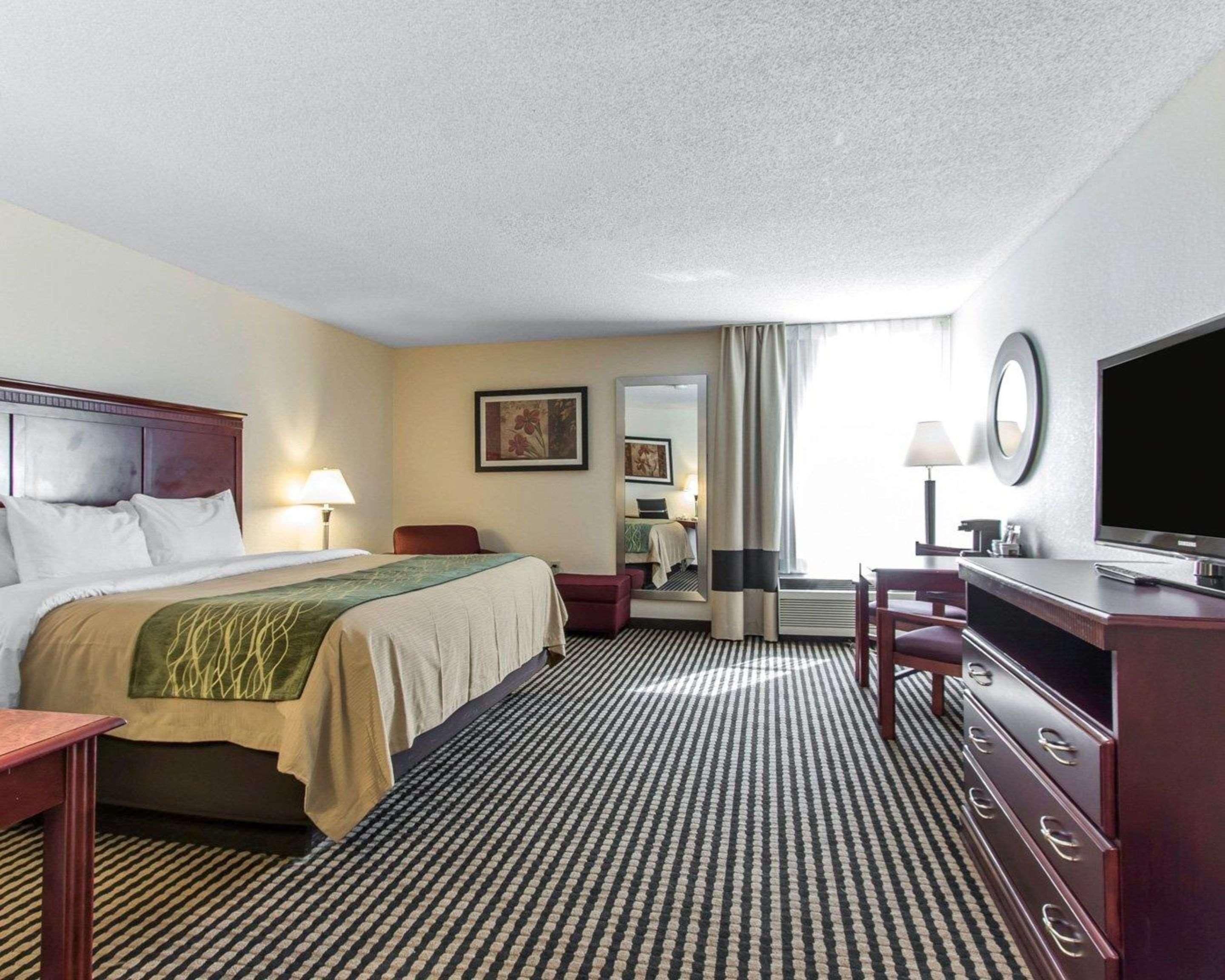 Comfort Inn Birmingham - Irondale Екстер'єр фото