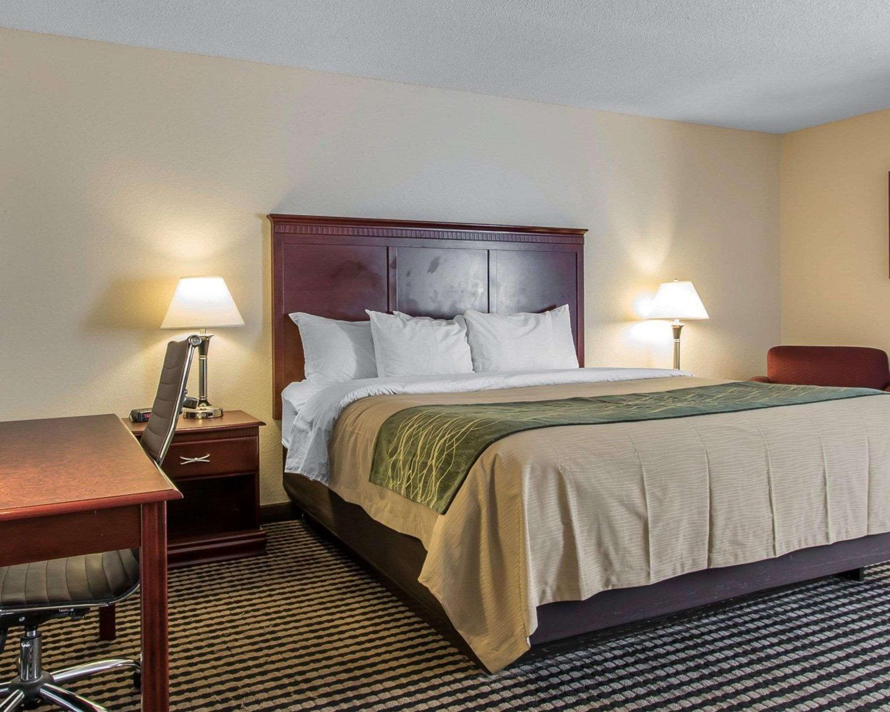 Comfort Inn Birmingham - Irondale Екстер'єр фото
