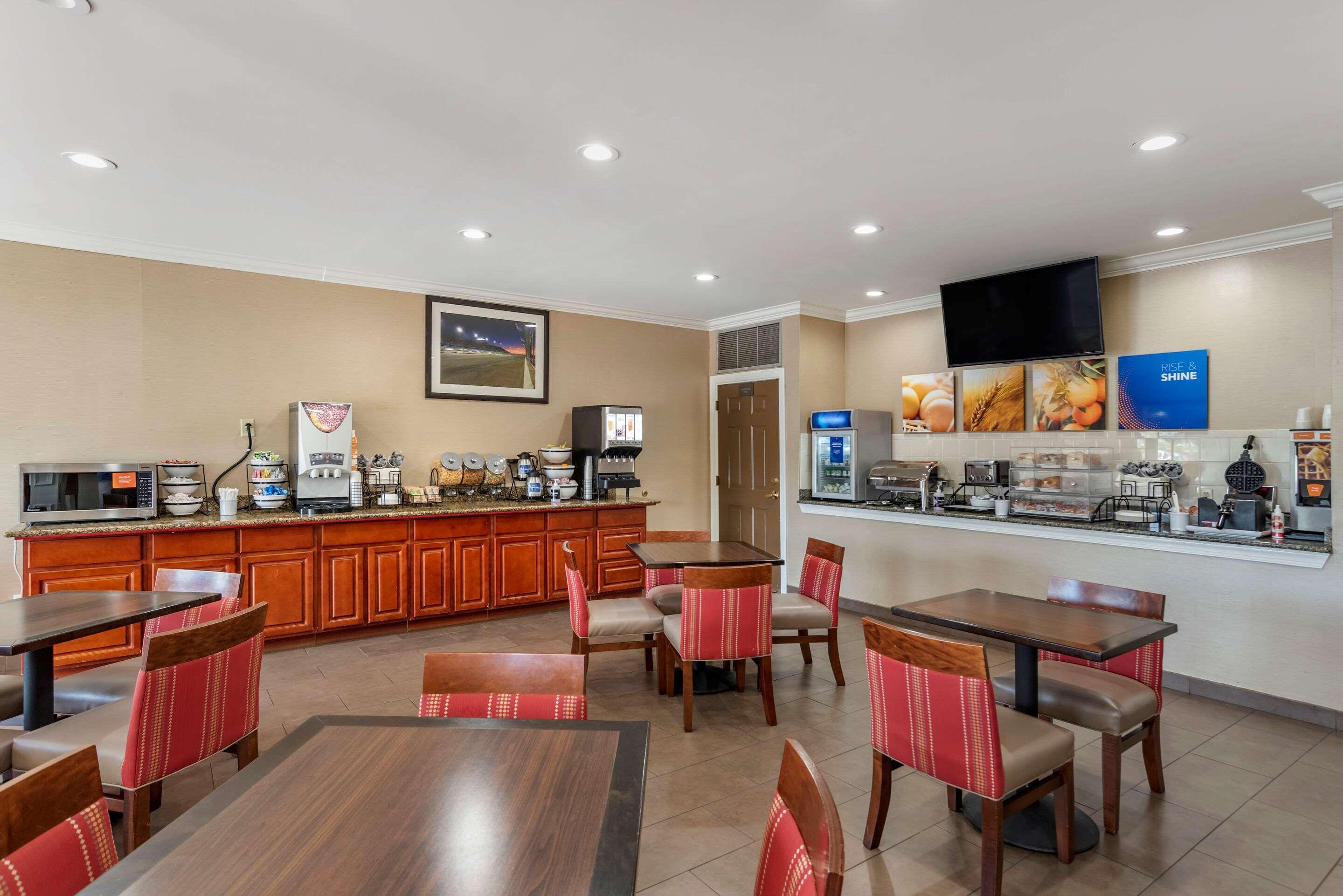 Comfort Inn Birmingham - Irondale Екстер'єр фото