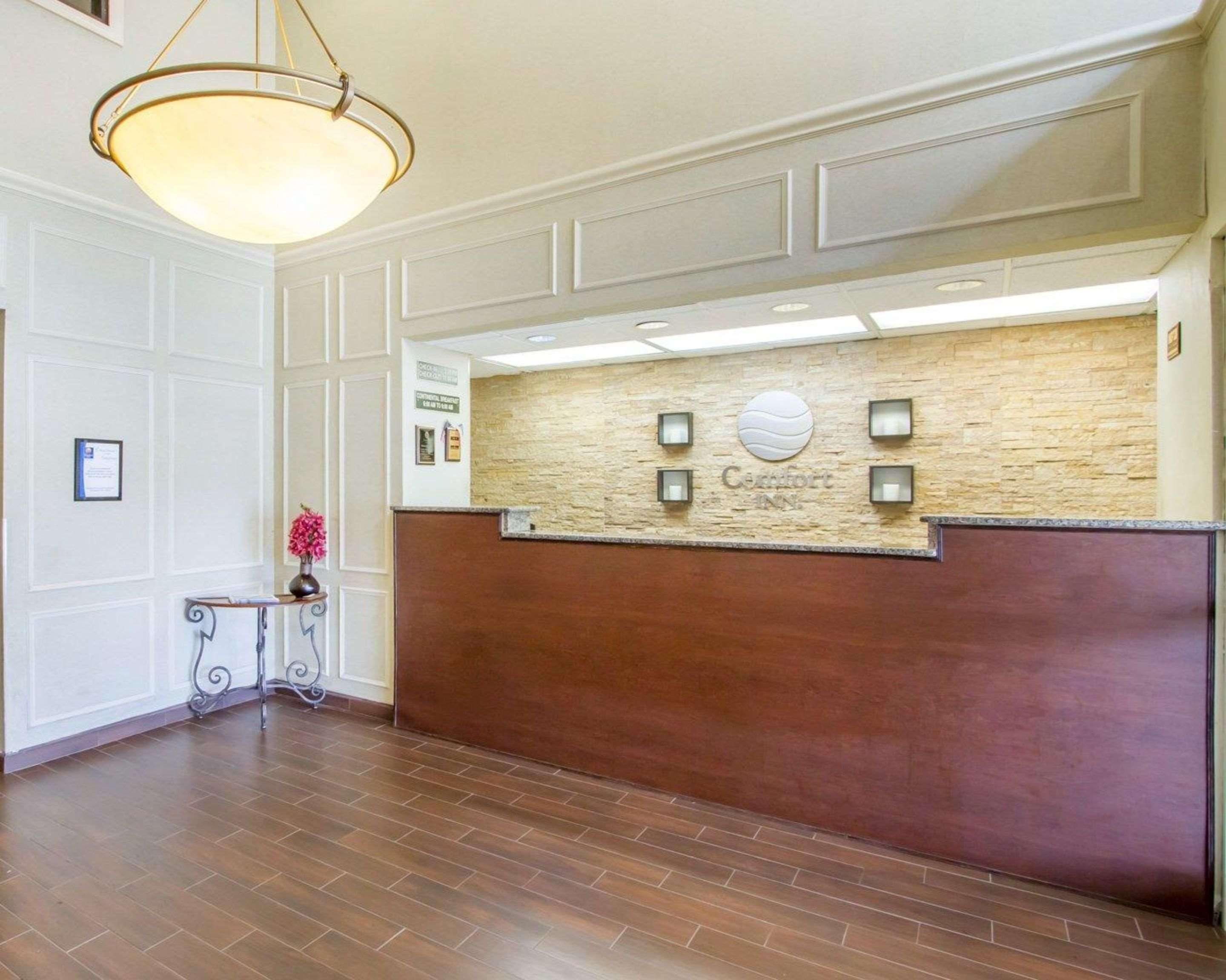 Comfort Inn Birmingham - Irondale Екстер'єр фото