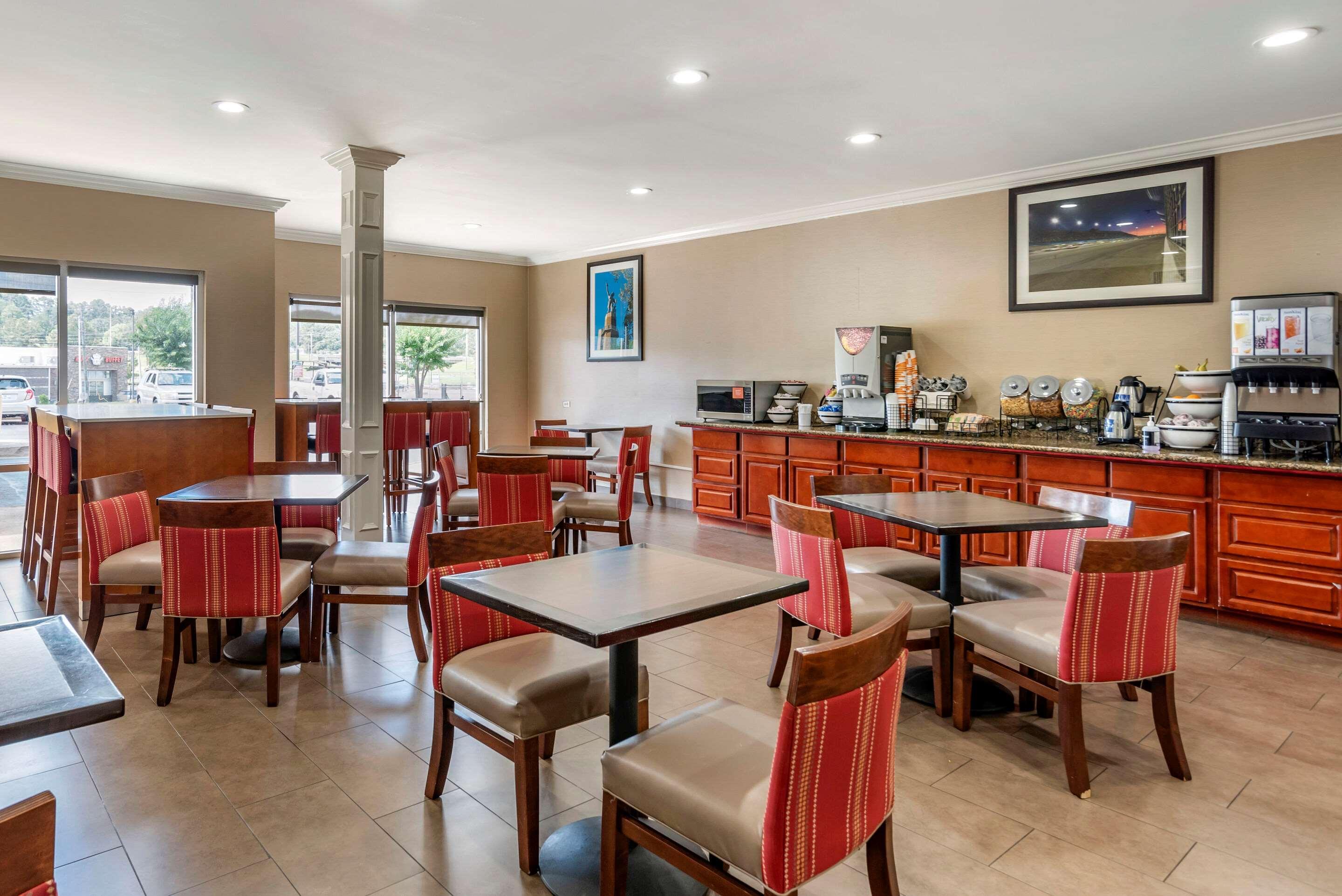 Comfort Inn Birmingham - Irondale Екстер'єр фото